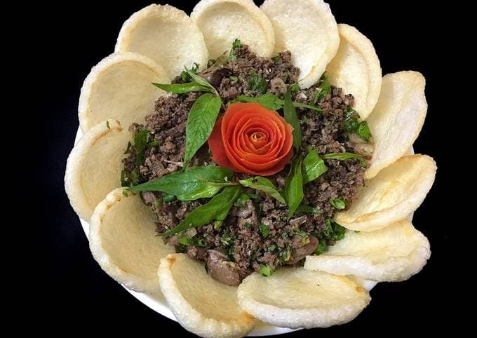 Chim câu xúc phồng tôm