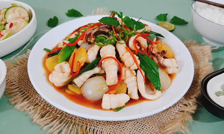 Mực xào